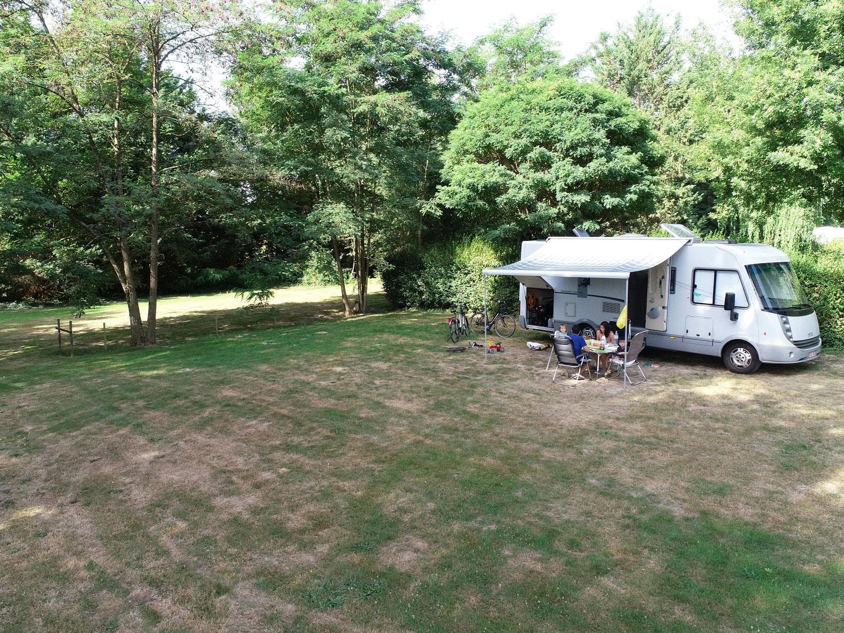 XL for a tent or caravan or camping car